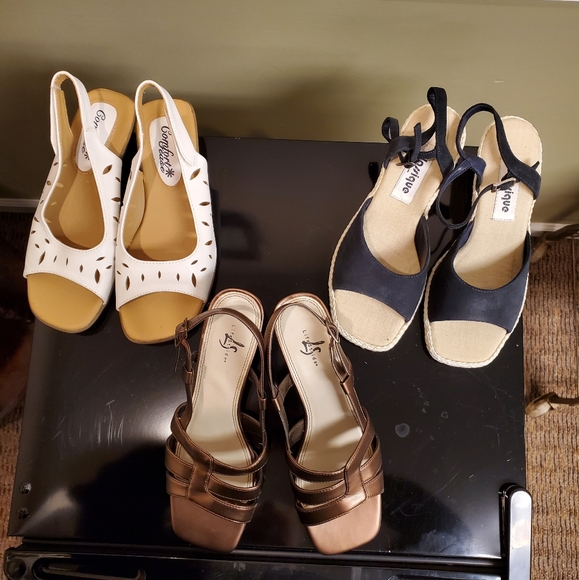 Lifestride Shoes - Sandles for Ladies Bronze, Black and White Colors